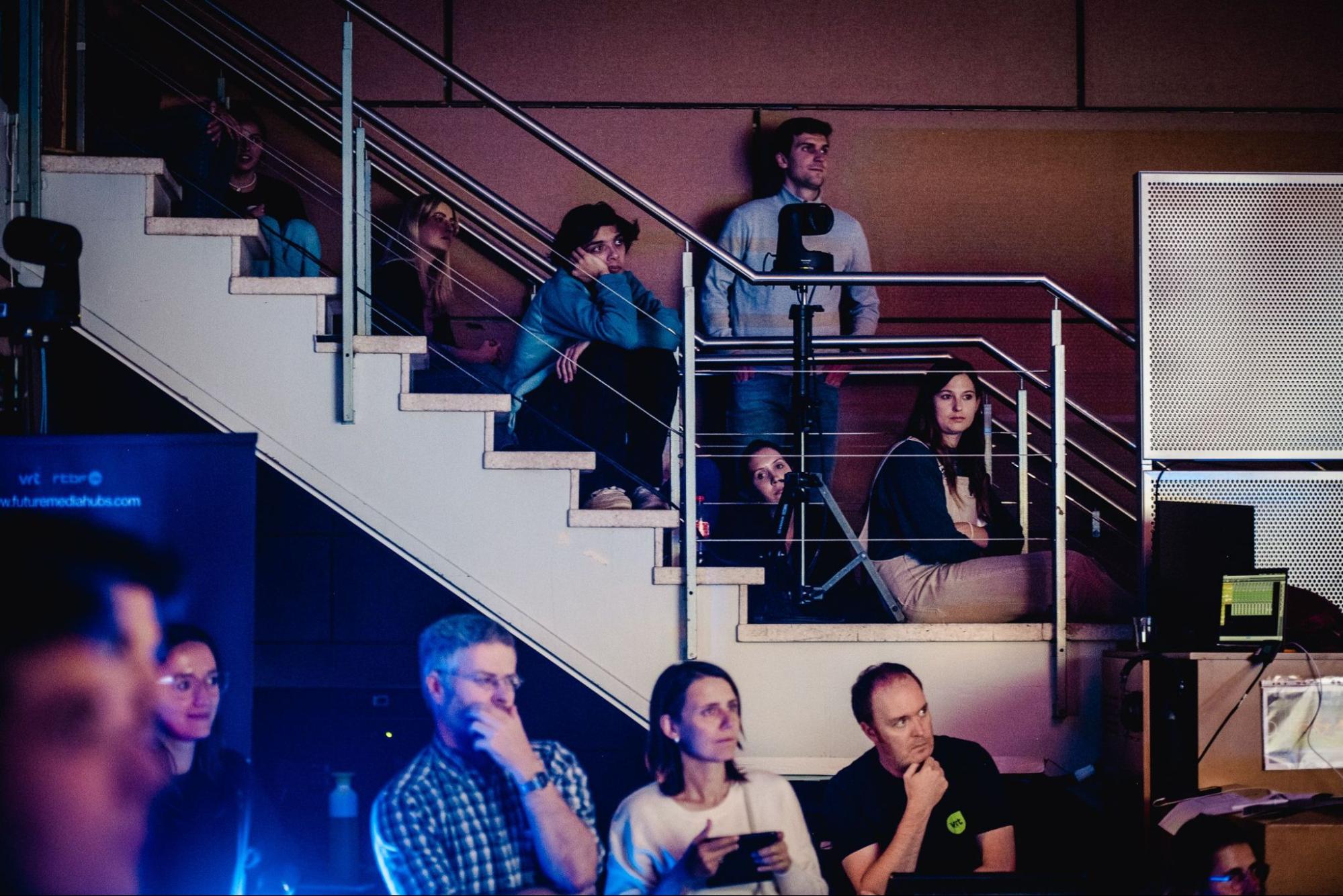 Crowd during Average Rob