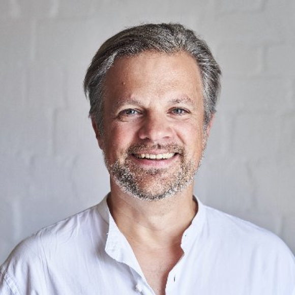 Christoph Hüning - bio picture - SH